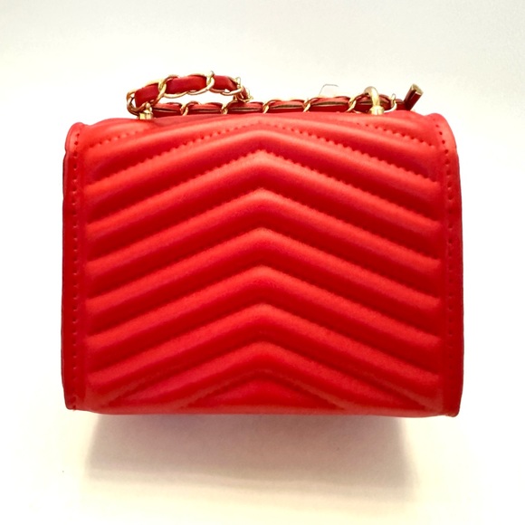 ๐ฏ GUCCI GG Red Monogram Leather 6-Key Wallet w: auth cert - Picture 3 of 14